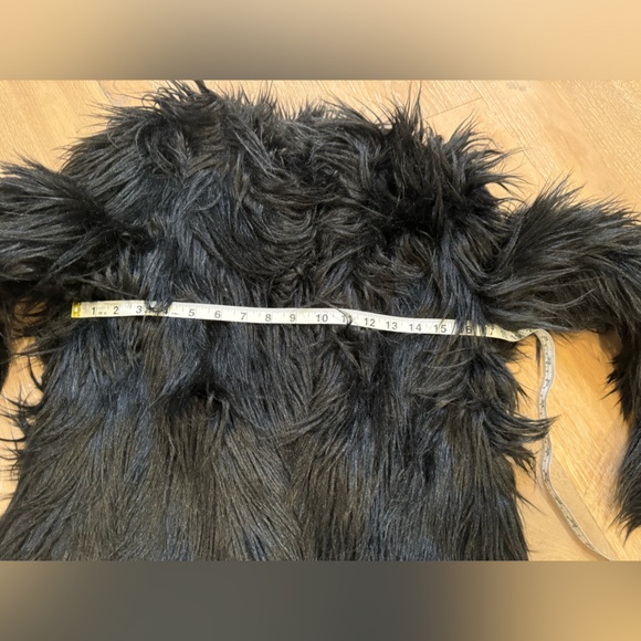 Pretty Little Thing Amaria Black Shaggy Faux Fur Jacket Size UK 8 - Picture 7 of 9